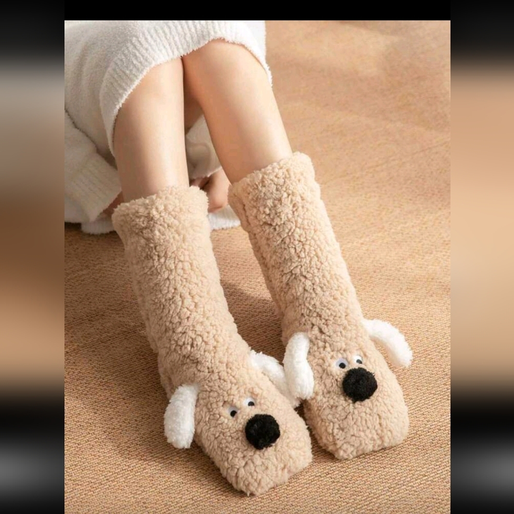 NWT Women's Warm Fleece-Lined Cozy Tan Socks